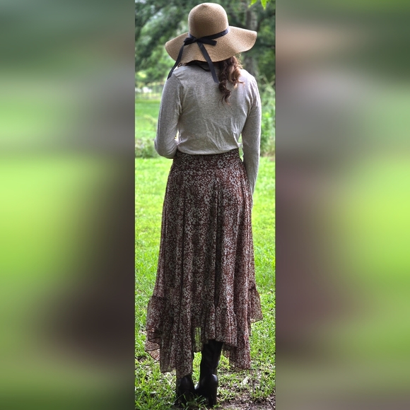 Pink Lily Skirt Size Large - Picture 4 of 5